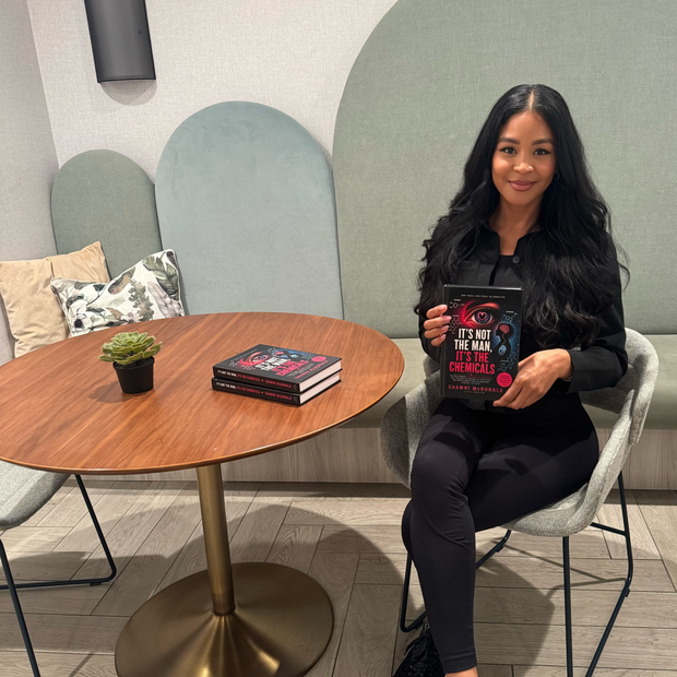 Shawni McDonald's guidance helps to Stop Second Guessing Yourself.
Rebuild your self-trust after emotional abuse, toxic relationships, and people-pleasing with evidence-based CBT  that help you heal from the inside out.
Start healing
"I don't trust myself anymore."
"I can't stop thinking about him."
"I feel broken."
"I keep choosing toxic relationships."
"I can't leave."